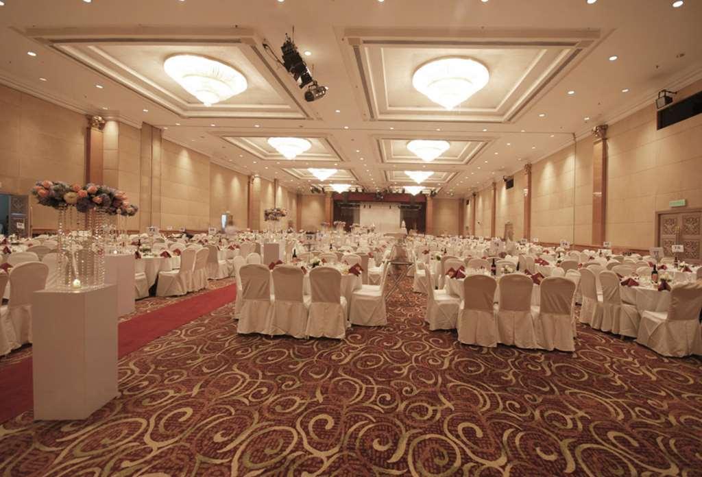 Berjaya Waterfront Hotel, Johor Bahru Létesítmények fotó